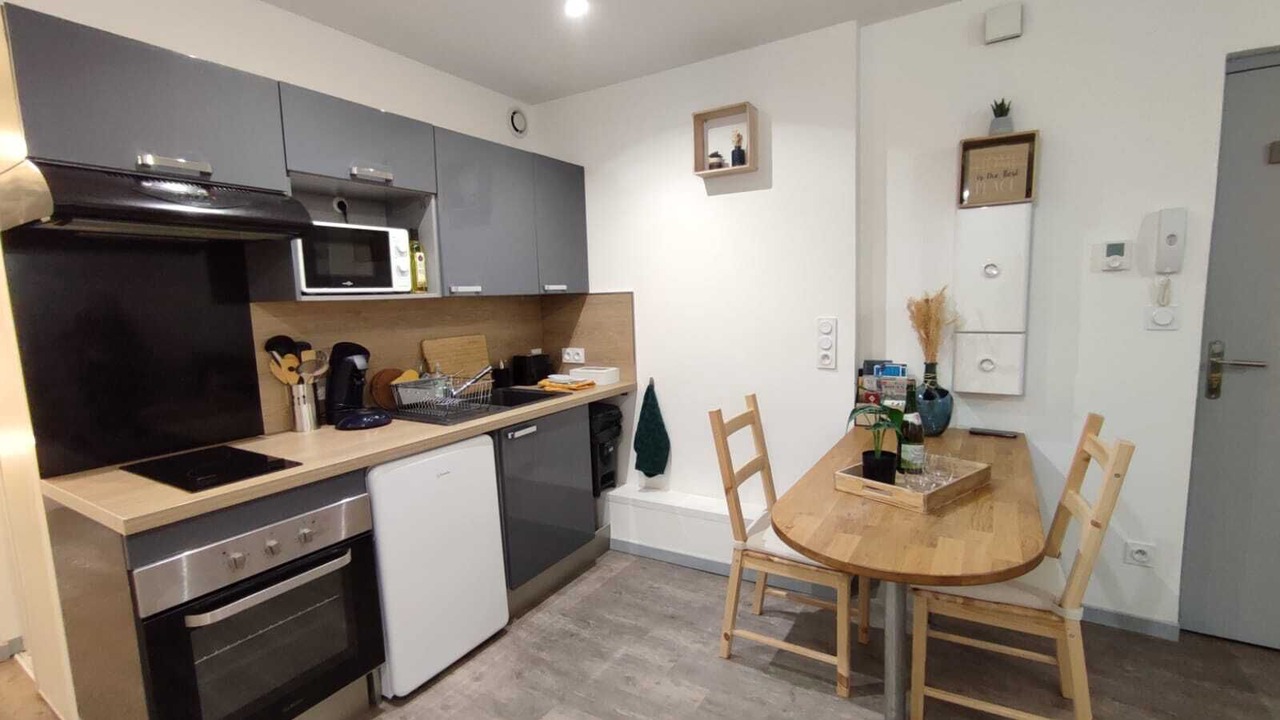 Photo of Kitchen in Quartier Saint-Marc - Croix de Pierre - Saint-Nicaise