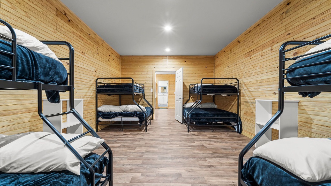 Photo of Bedroom in Cedar Lane