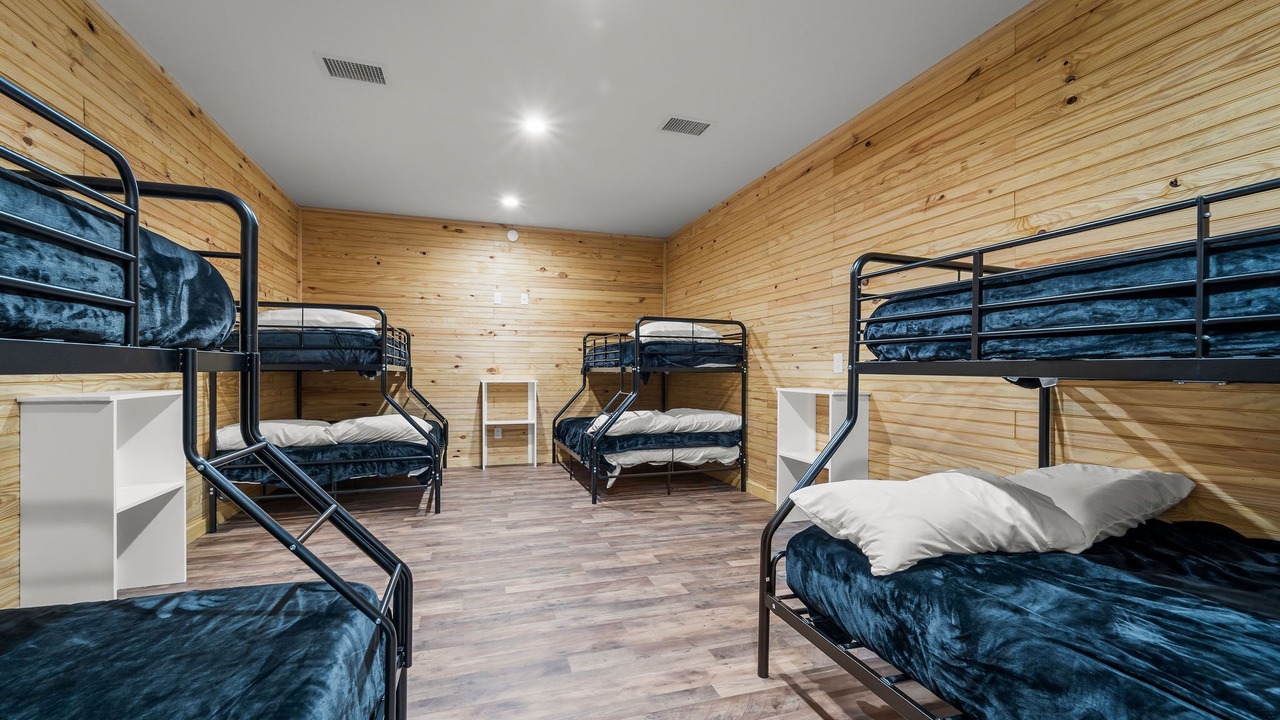 Photo of Bedroom in Cedar Lane