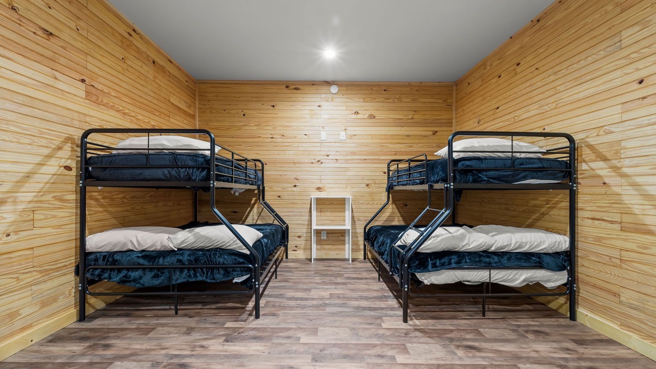 Photo of Bedroom in Cedar Lane