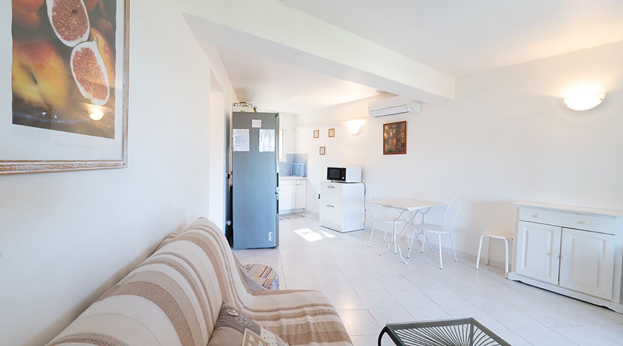 Photo of Livingroom in Sainte-Lucie-de-Tallano
