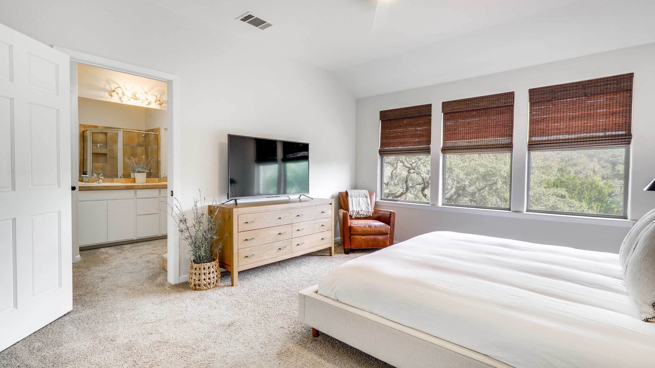 Photo of Bedroom in Apache Shores