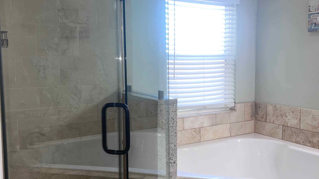 Photo of Bathroom in Wadeview Park