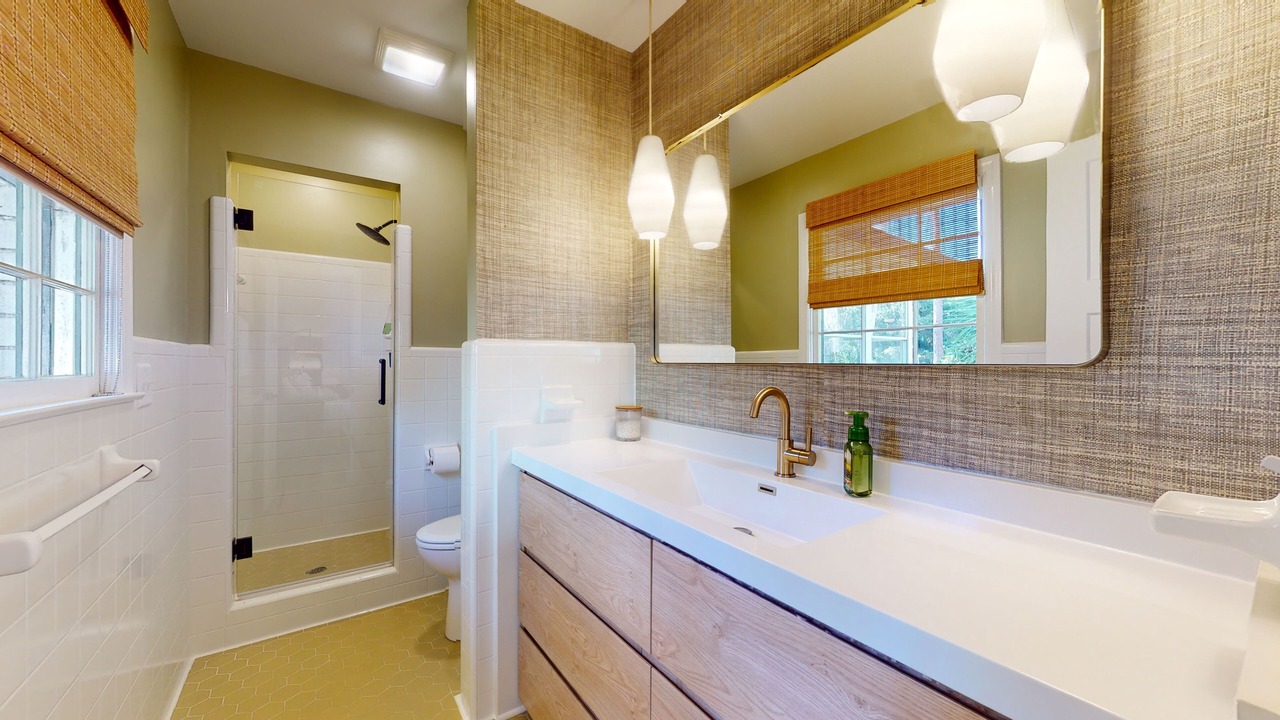 Photo of Bathroom in Jekyll Island