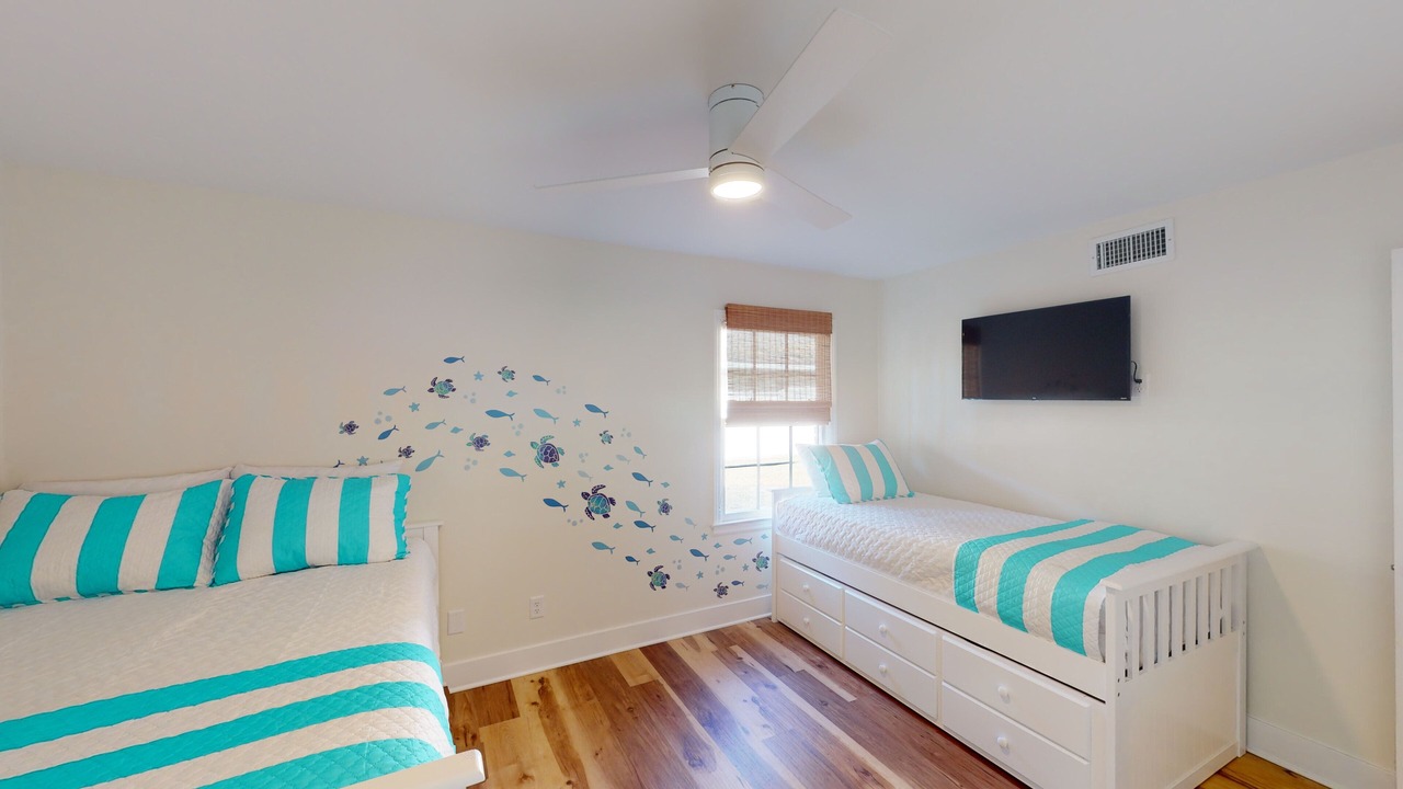Photo of Bedroom in Jekyll Island