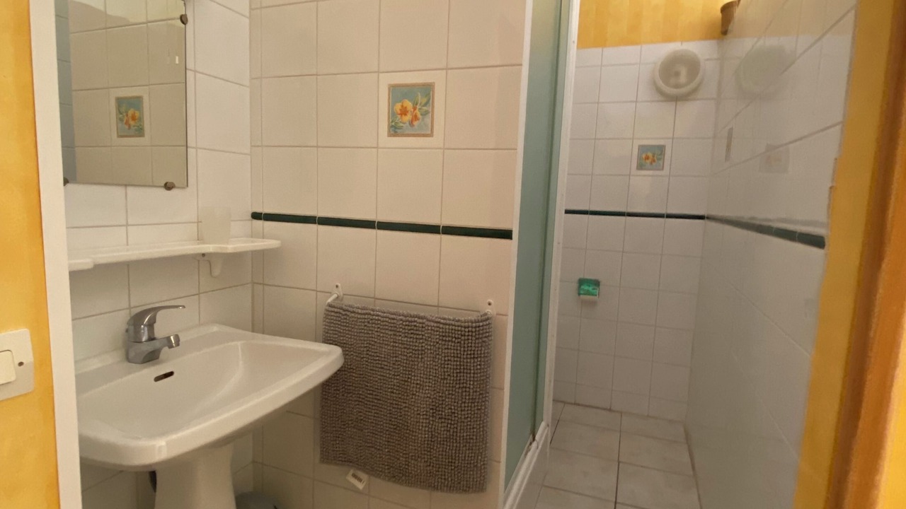 Photo of Bathroom in Labarthe