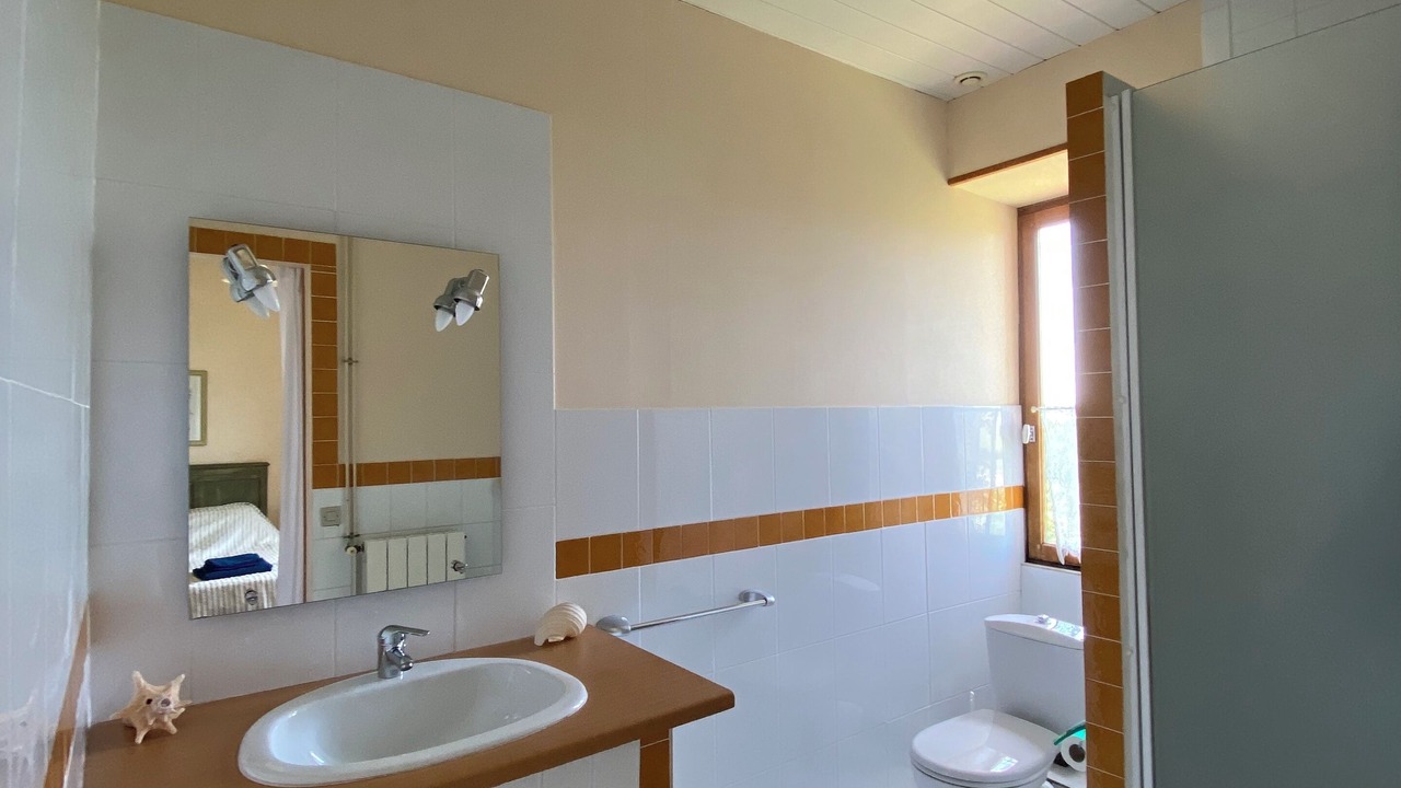 Photo of Bathroom in Labarthe