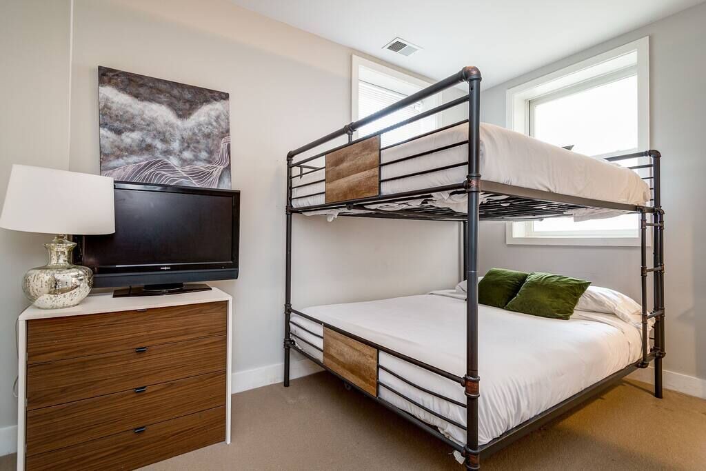 Photo of Bedroom in River North