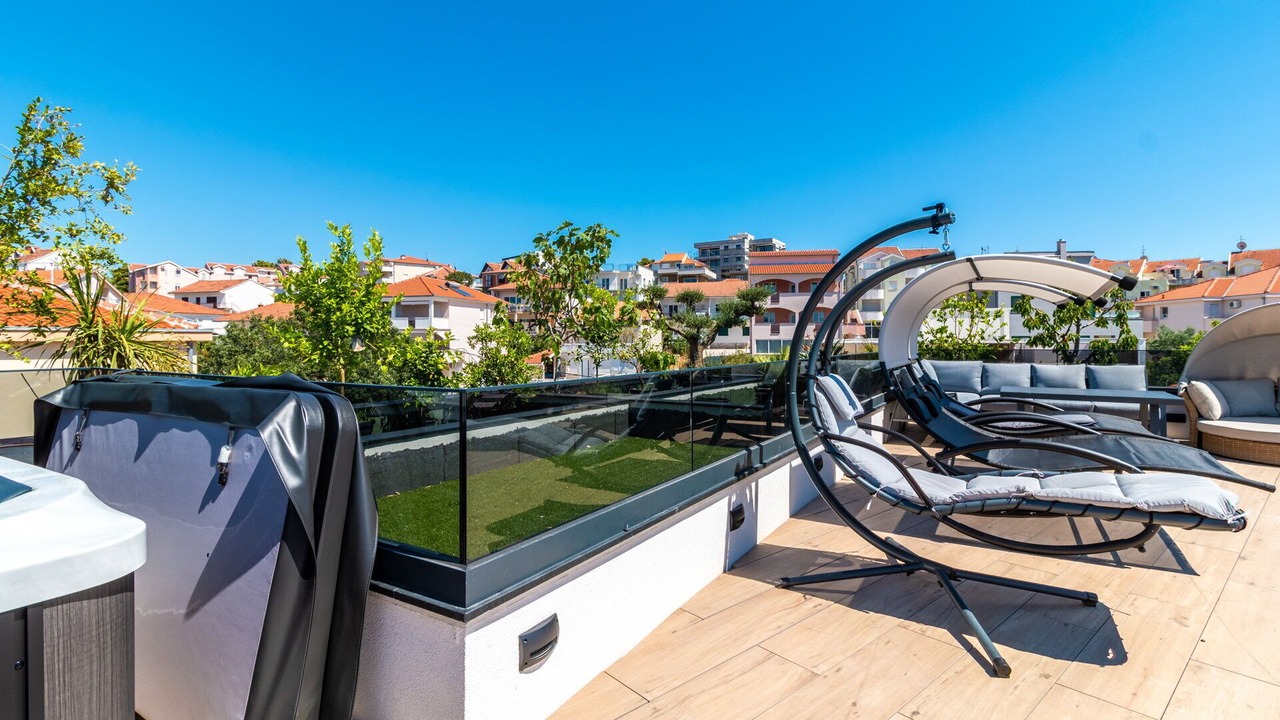 Photo of Patio Balcony in Okrug Gornji