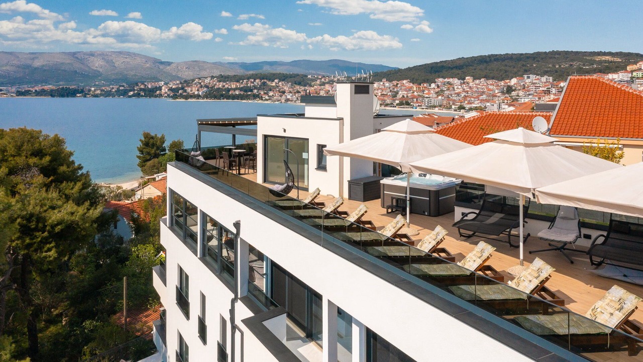 Photo of Patio Balcony in Okrug Gornji