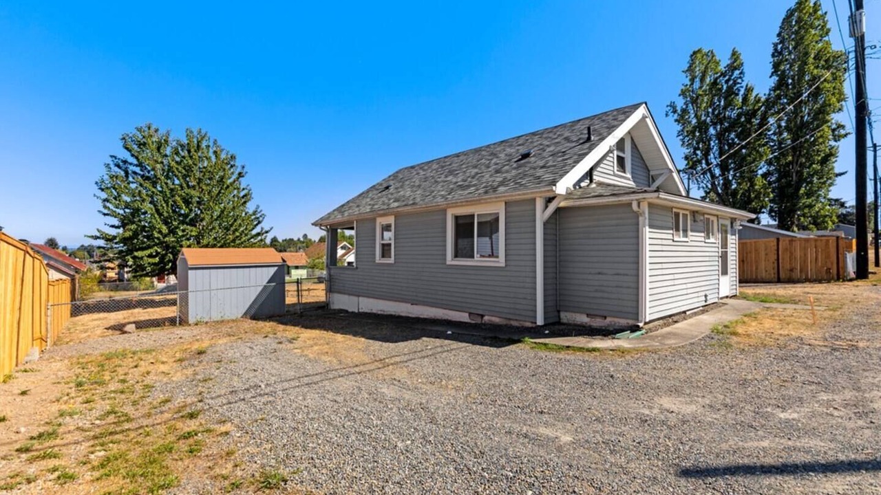 Photo of Outdoor in West End