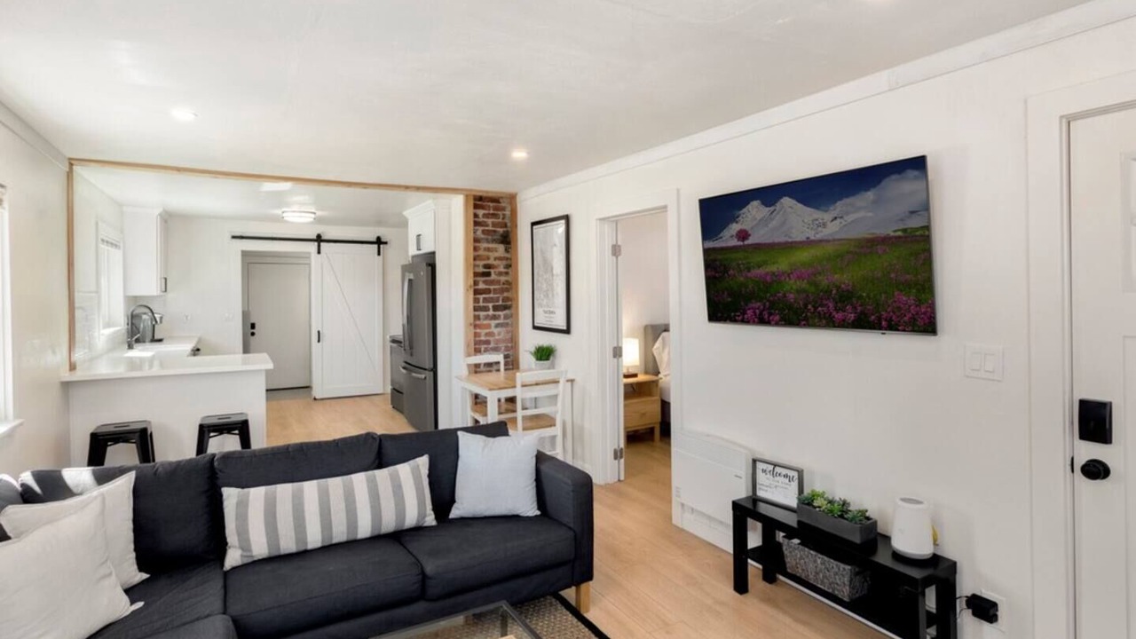 Photo of Livingroom in West End