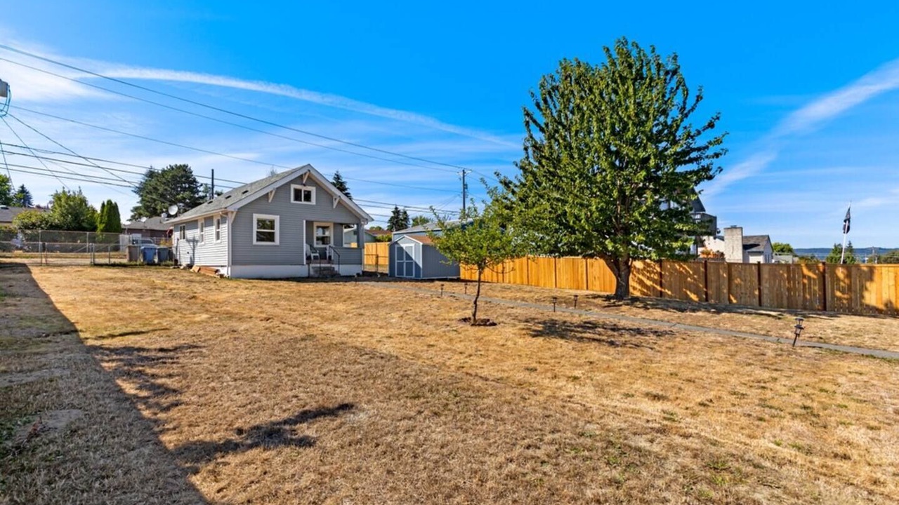 Photo of Outdoor in West End