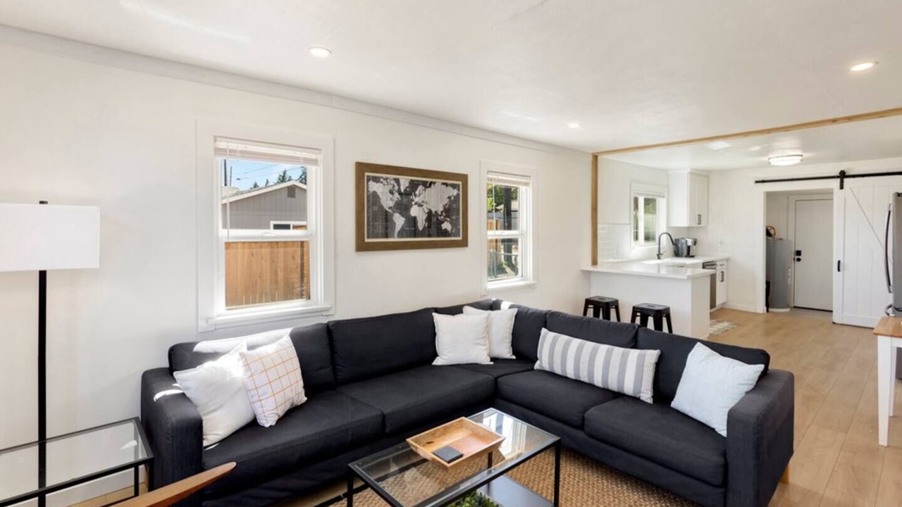 Photo of Livingroom in West End