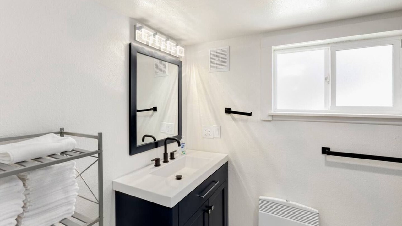 Photo of Bathroom in West End