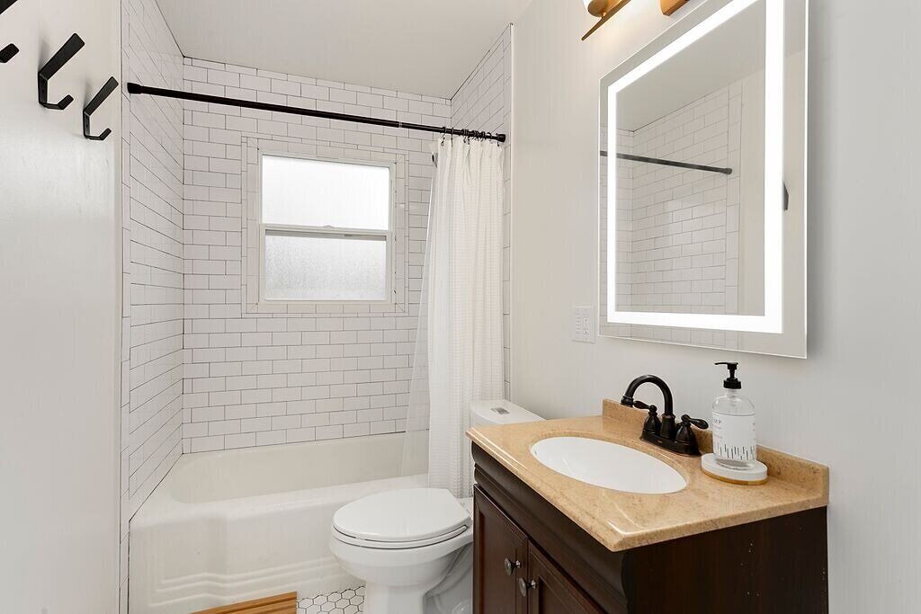 Photo of Bathroom in Shoreline