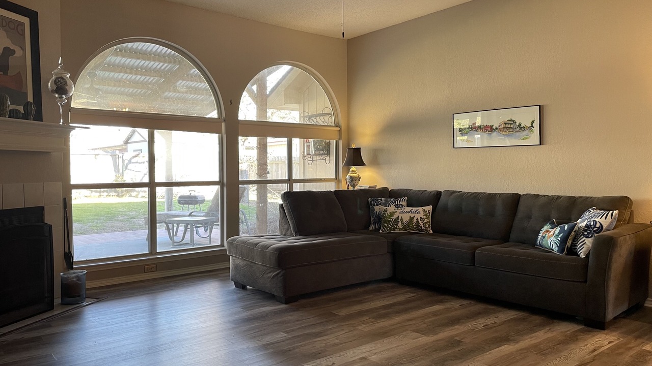 Photo of Livingroom in Springbrook