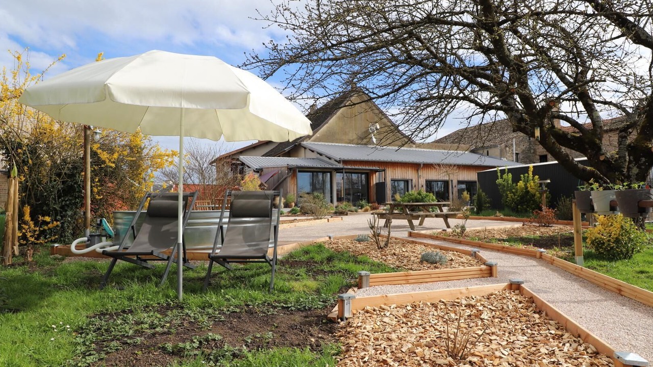 Photo of Outdoor in Montbellet