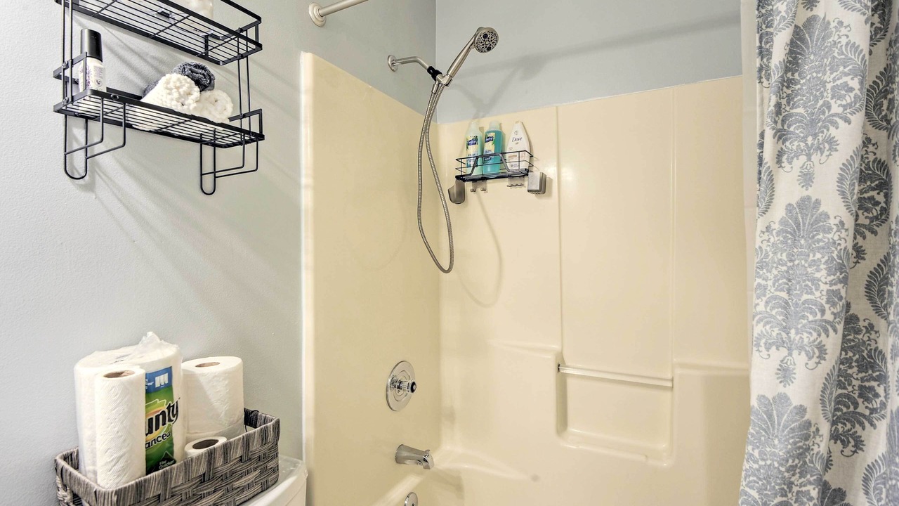 Photo of Bathroom in Green Haven