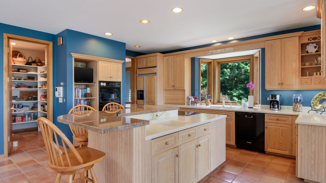 Photo of Kitchen in Central Lake