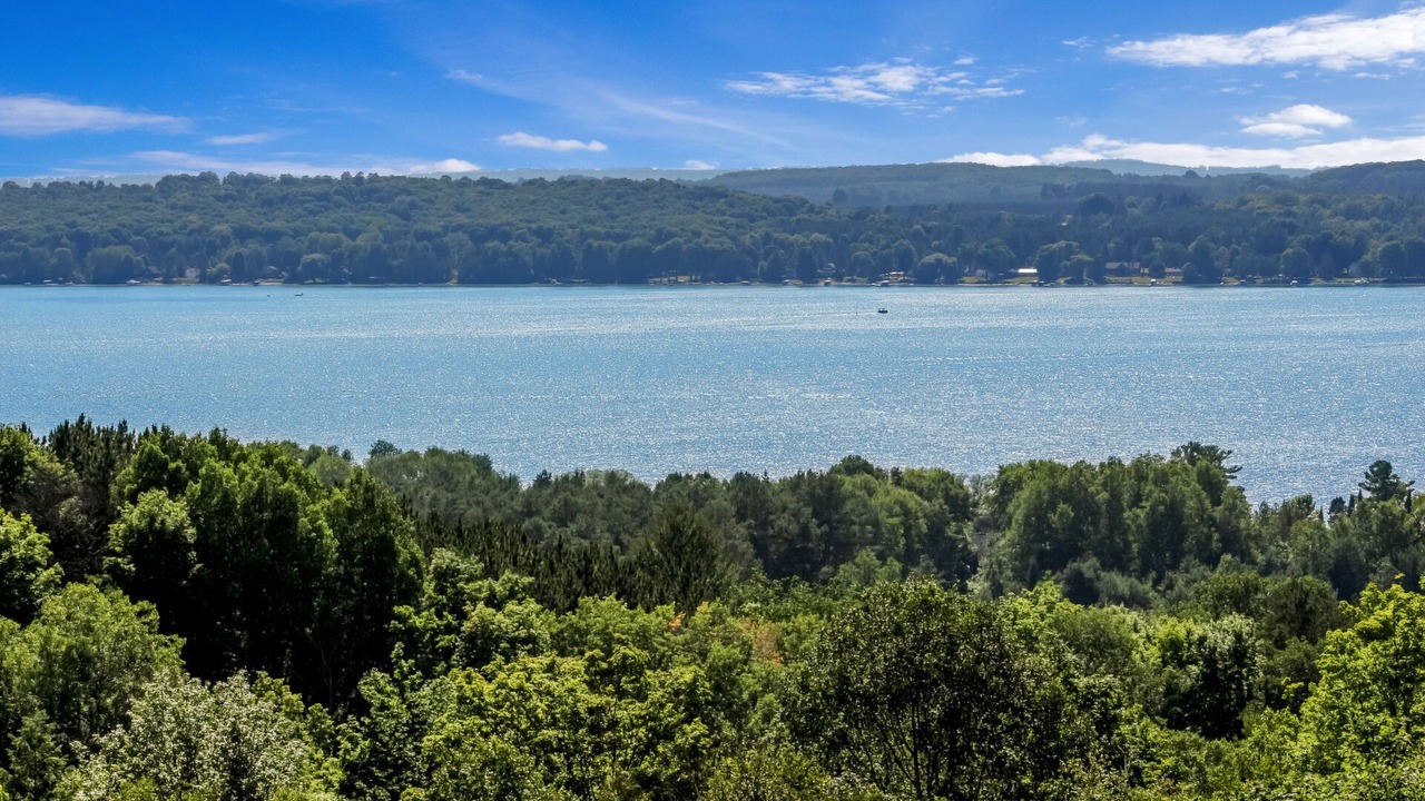 Photo of Others in Central Lake