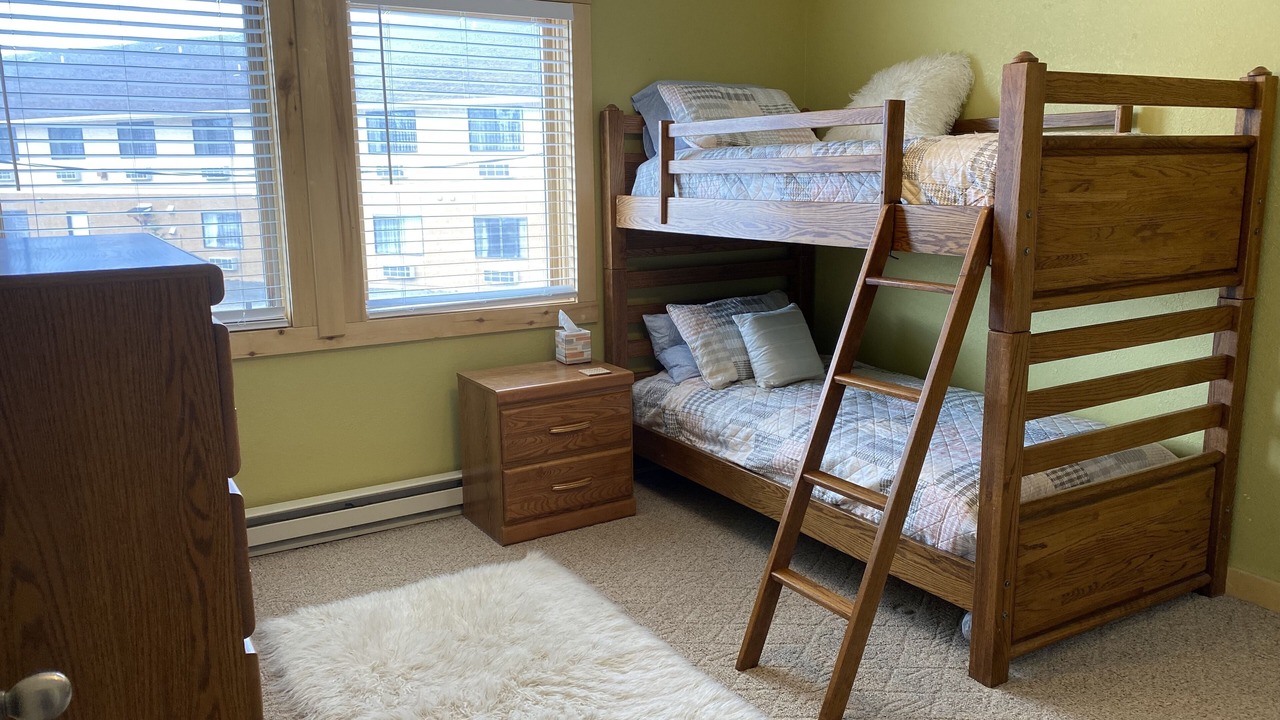Photo of Bedroom in South Fork