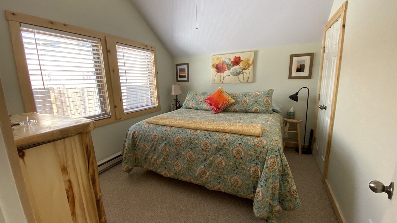 Photo of Bedroom in South Fork