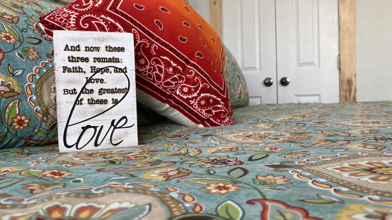 Photo of Bedroom in South Fork