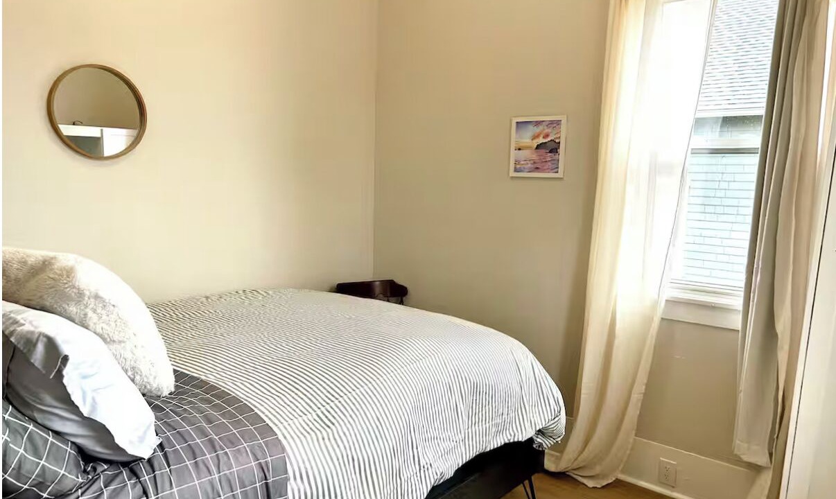 Photo of Bedroom in Eureka
