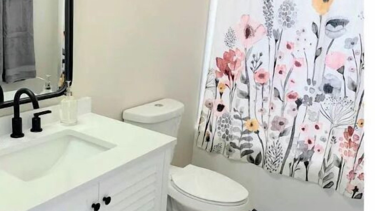 Photo of Bathroom in Eureka