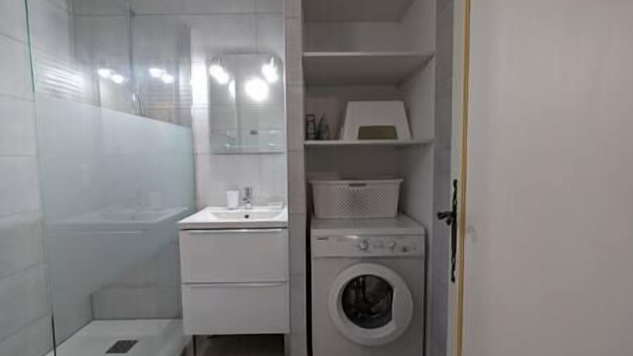 Photo of Bathroom in Greoux-les-Bains