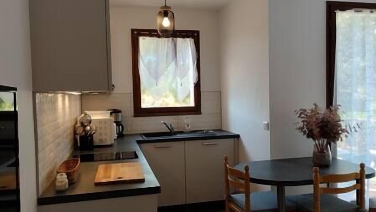 Photo of Kitchen in Greoux-les-Bains