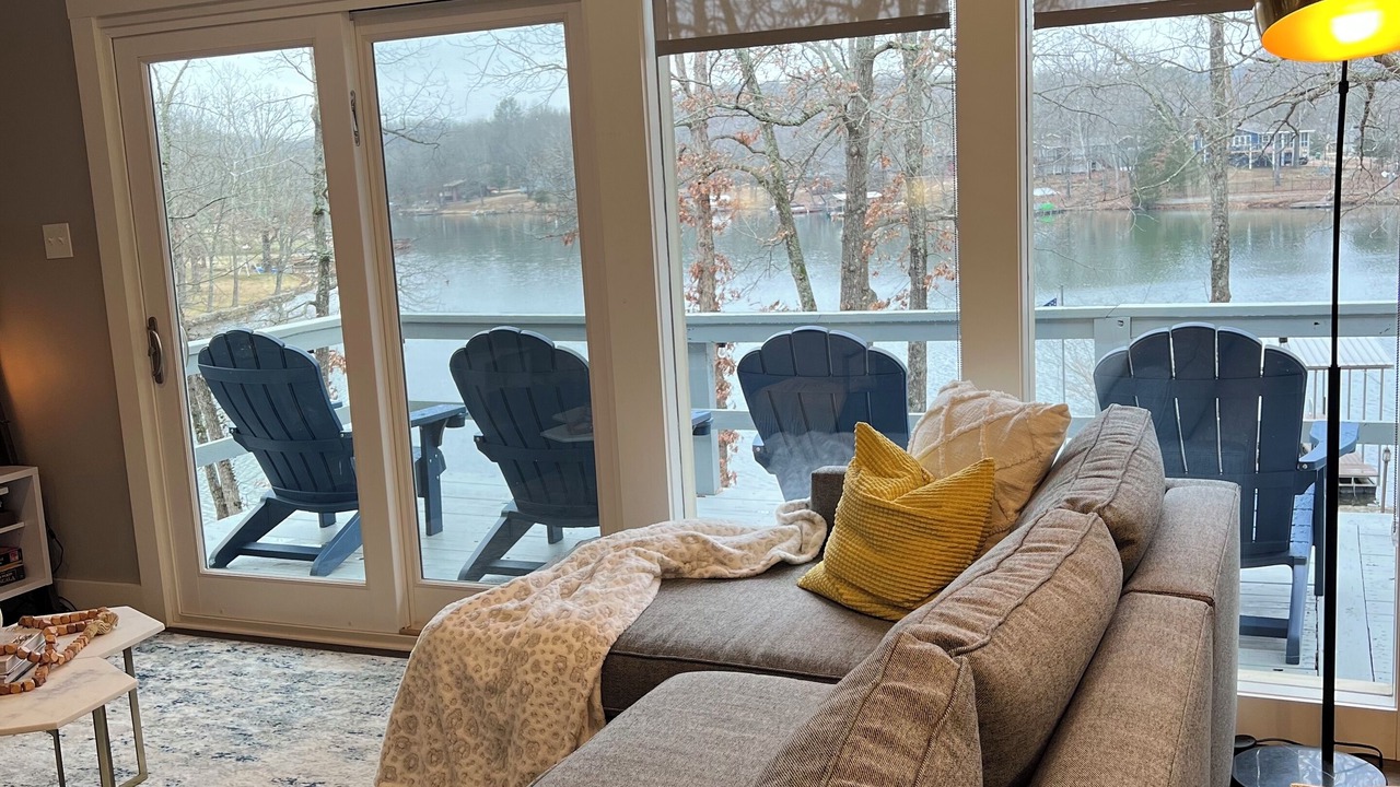 Photo of Livingroom in Cherokee Village