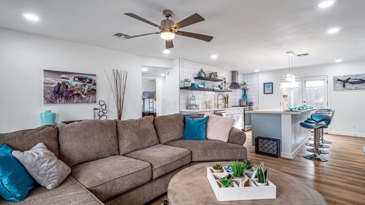 Photo of Livingroom in Maryvale