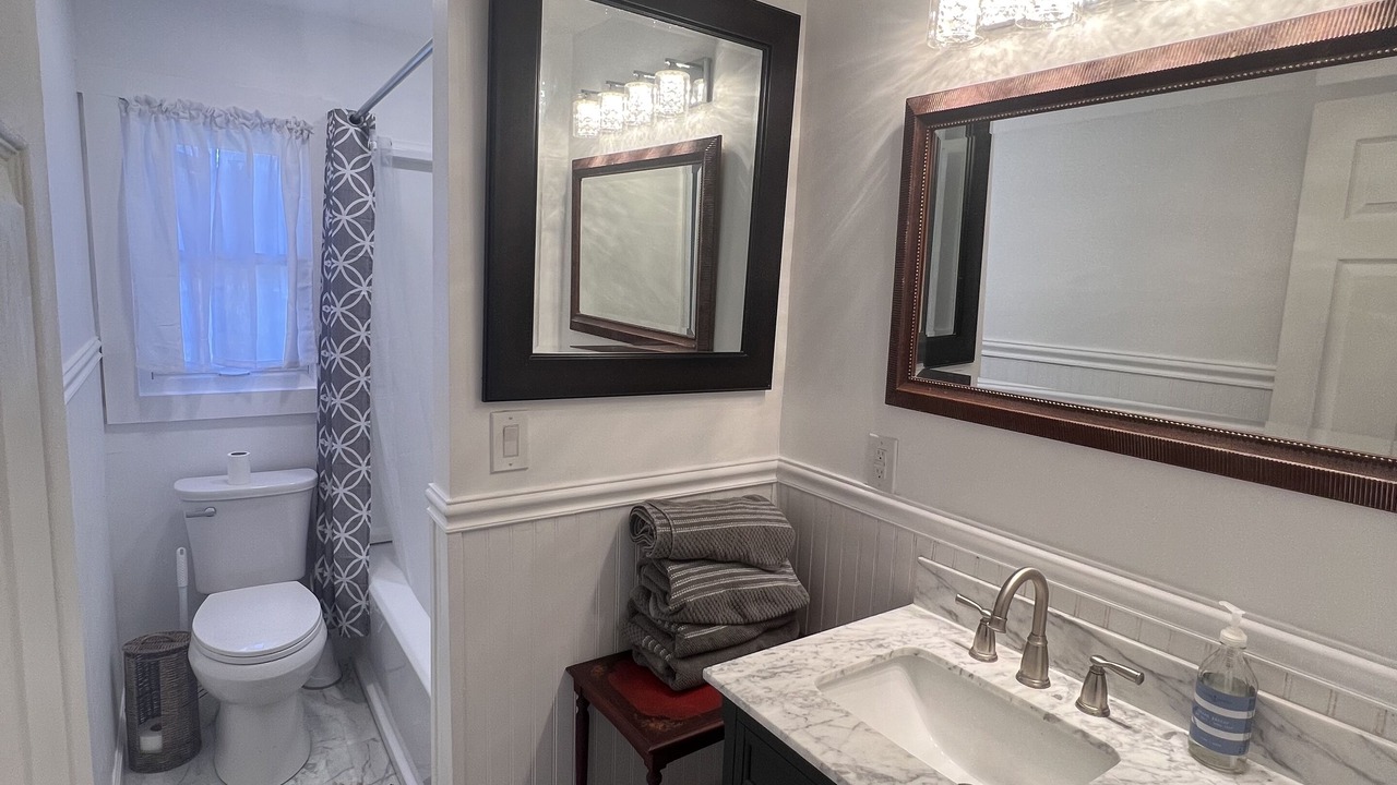 Photo of Bathroom in Middleway