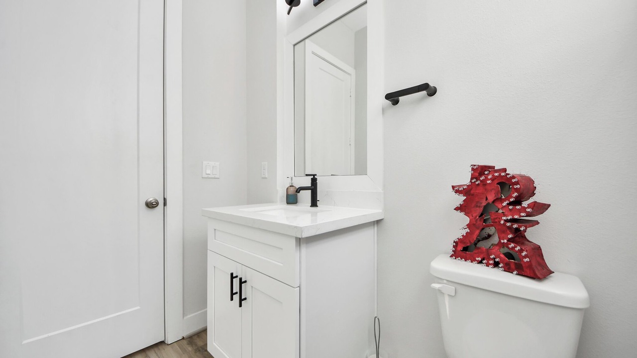 Photo of Bathroom in Greater Third Ward