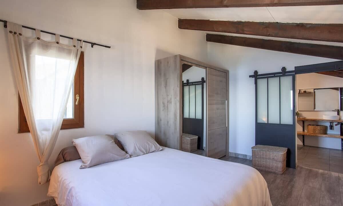 Photo of Bedroom in Saint-Florent