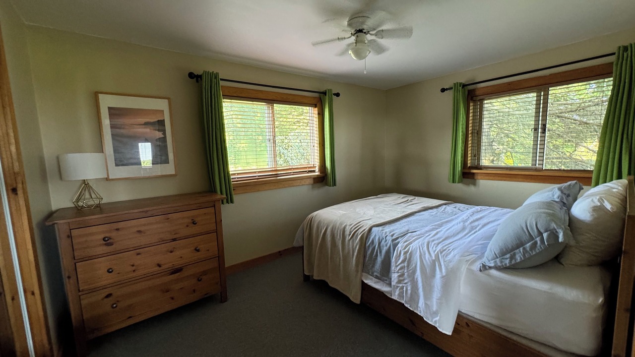 Photo of Bedroom in Glen Huron