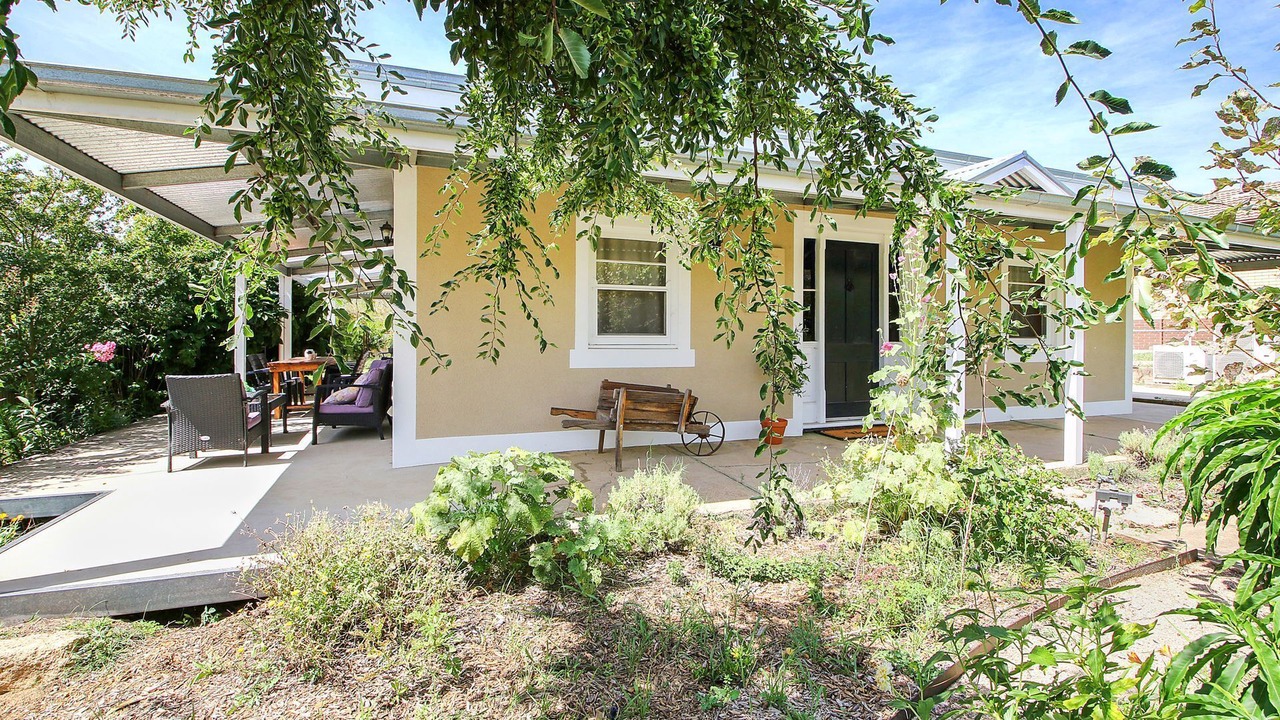 Photo of Patio Balcony in Beechworth