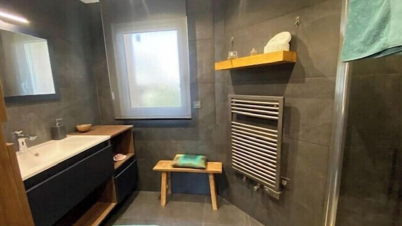 Photo of Bathroom in Ploemeur