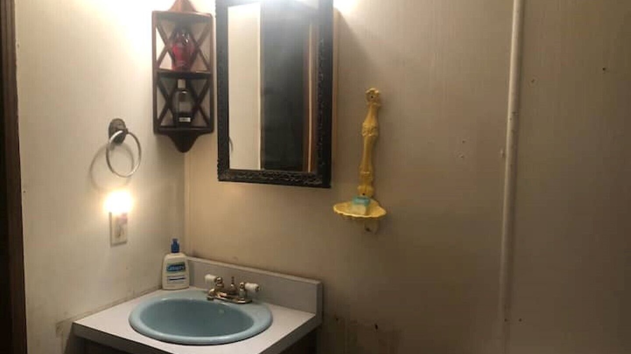 Photo of Bathroom in Middleburgh