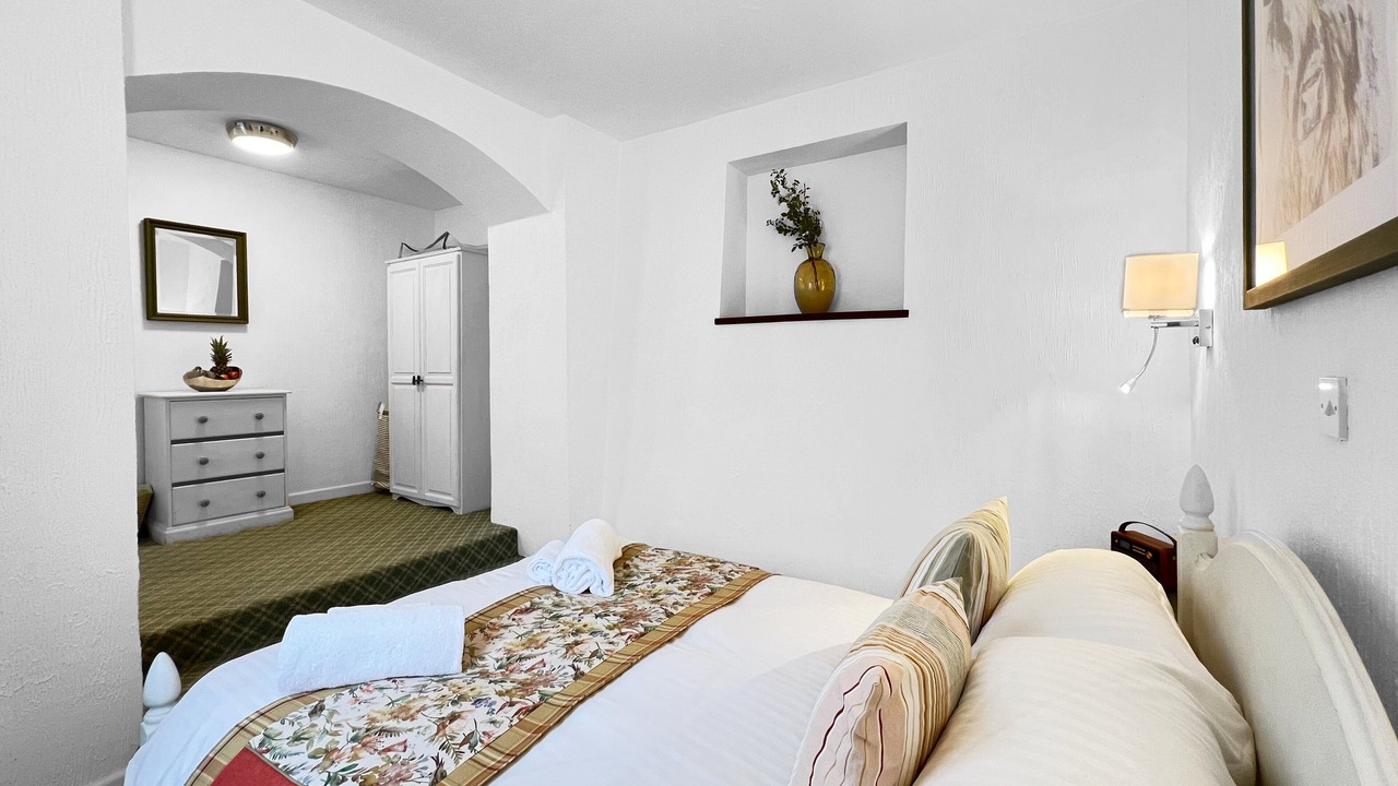 Photo of Bedroom in Alcombe