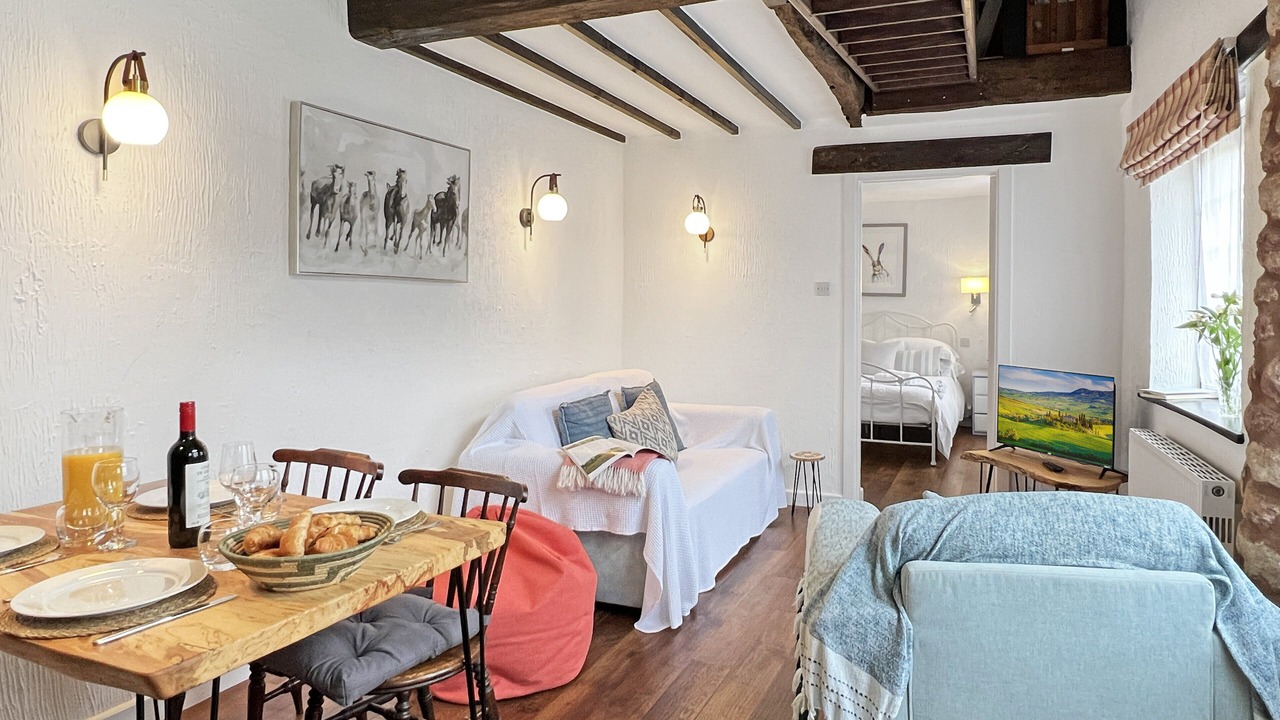 Photo of Livingroom in Alcombe