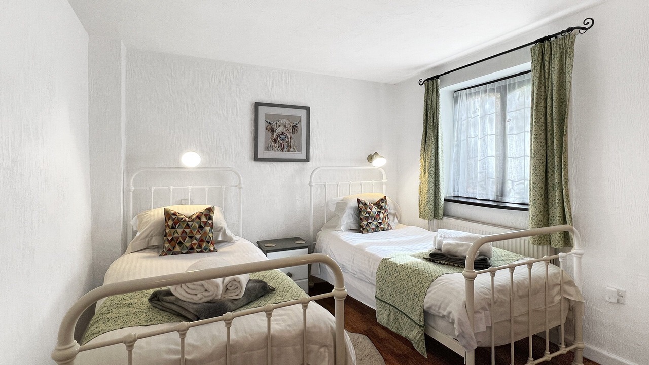 Photo of Bedroom in Alcombe