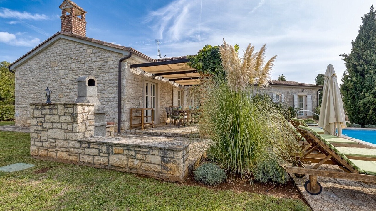 Photo of Patio Balcony in Stifanici