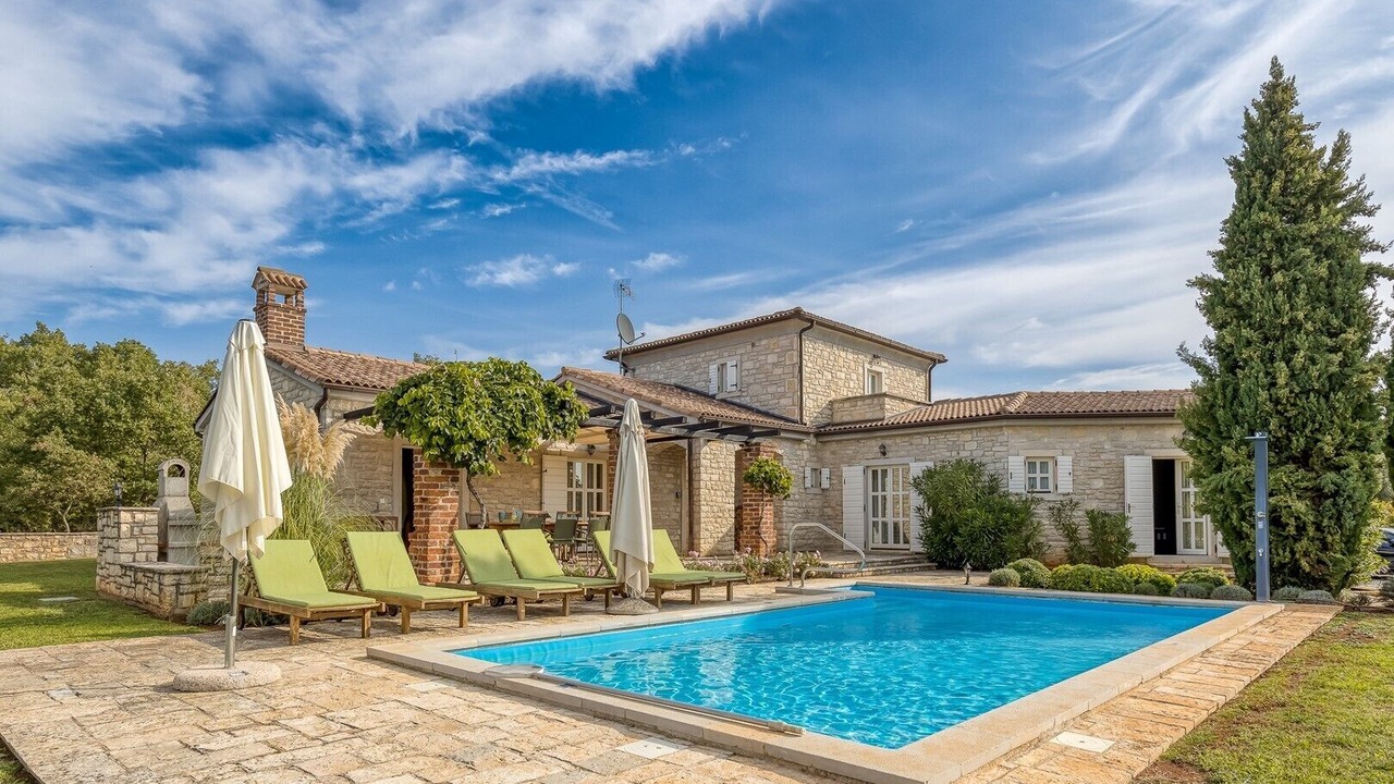 Photo of Outdoor in Stifanici