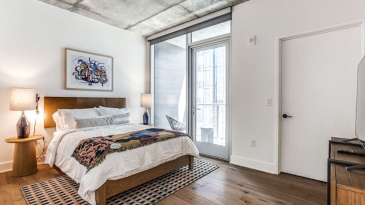 Photo of Bedroom in Rainey Street Historic District