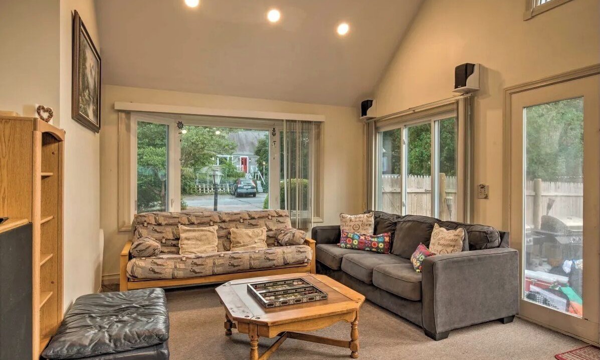 Photo of Livingroom in New Seabury