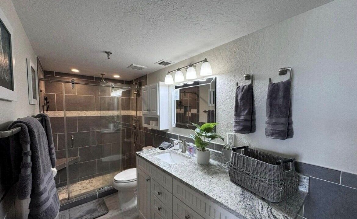 Photo of Bathroom in Ormond-by-the-Sea