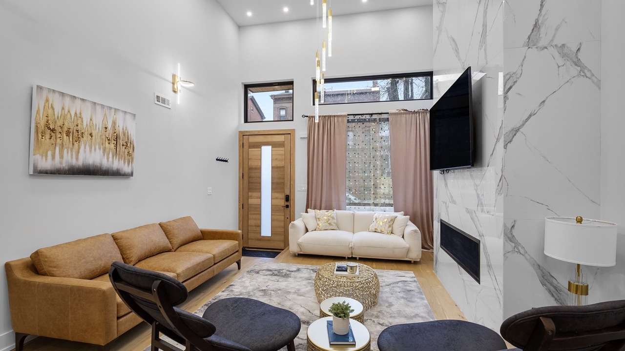 Photo of Livingroom in North Philadelphia West